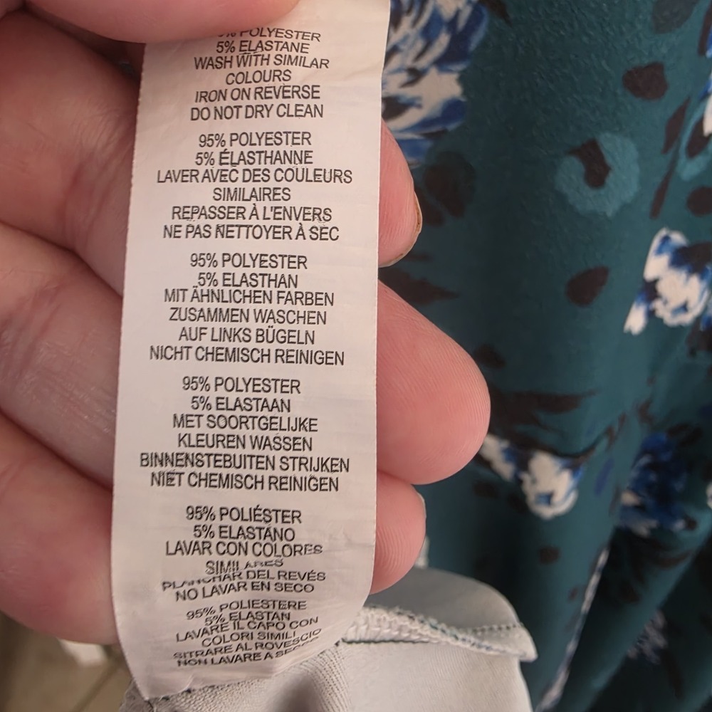 Bohoo Green Floral Cottagecore Vneck Dress Size 12 - Picture 7 of 7